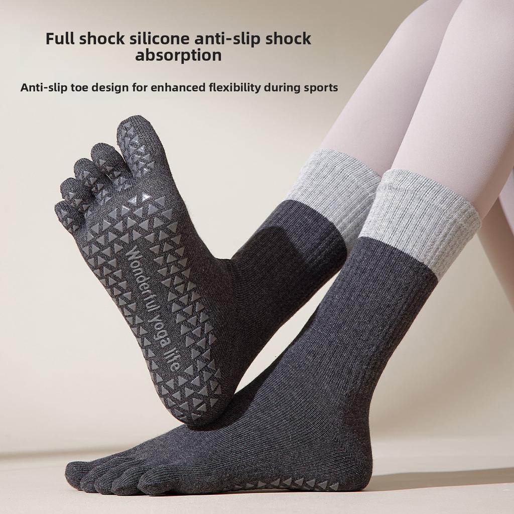Yoga Five-finger Socks, Children's Professional Fitness Exercise, Dance, Rope Skipping, Home Pilates, Split-toe Five-toe Long Stockings