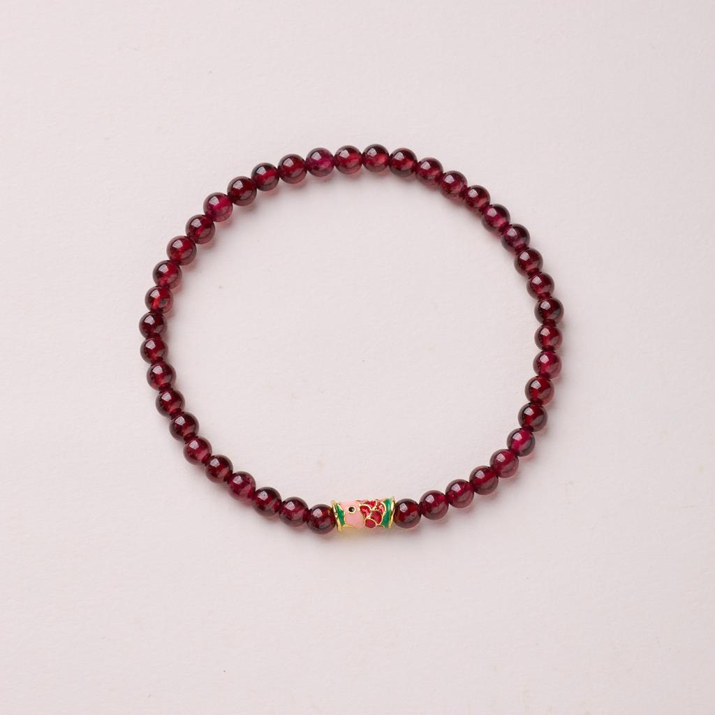 Natural Three-ring Garnet Bracelet for Women, Crystal Hetian Jade Bracelet, Gift, Light Luxury, Niche, Simple and Versatile Jewelry