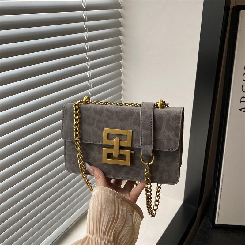 

2025 корейская версия ретро-принт высокое качество чувство мода зарубежный стиль для работы новый тренд на одно плечо кроссбоди маленькая квадратная сумка женская сумка серый