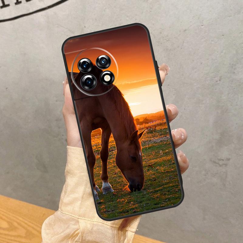 

Horse Animal Case For OnePlus 15 15R 13 13R 13T 12 12R 11 10 10R 10T 8T Nord 5 CE 4 2 3 Lite N20 N30 Cover OnePlus 15R