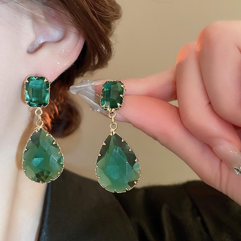 Light luxury artificial crystal zircon water drop silver needle earrings French temperament earrings