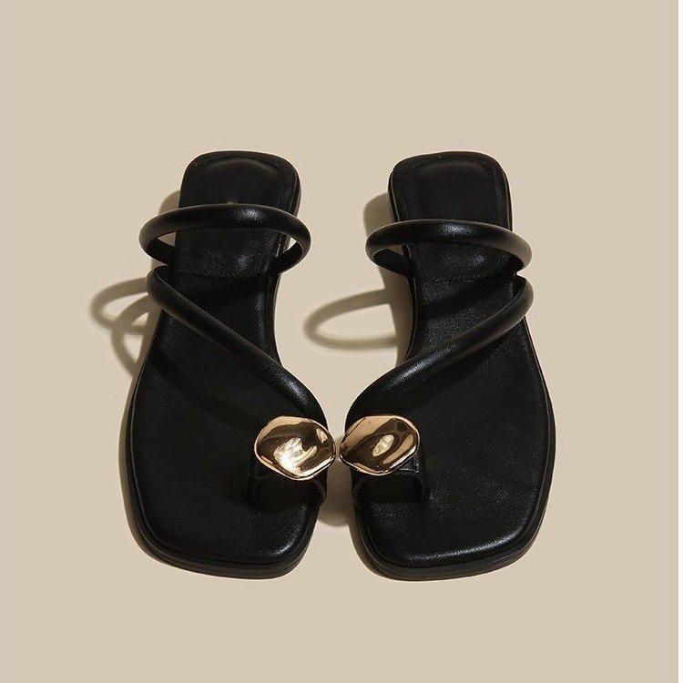 Toe slippers~ Women's summer outer wear 2025 new metal high-end fashion thick heel cool slippers women's comfort