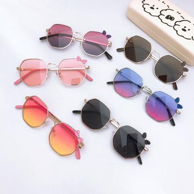 Dětské sluneční brýle s mašlí, kovové trendy, pouliční střelba, chlapci a dívky, sluneční brýle s mašlí, konkávní brýle