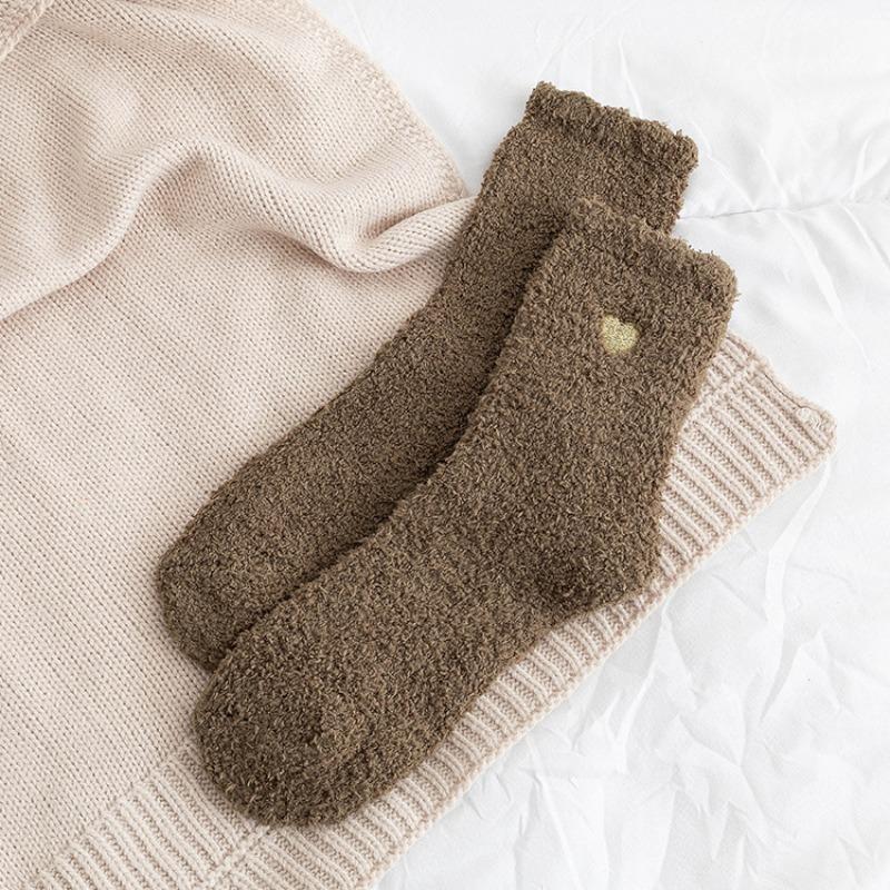 Autumn and winter coral fleece socks women's thickened floor socks love embroidery sleep socks warm home sleeping confinement
