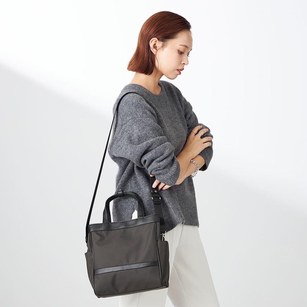 Izac Travel Horizon 2-Way Mini Tote Bag, Black (10)