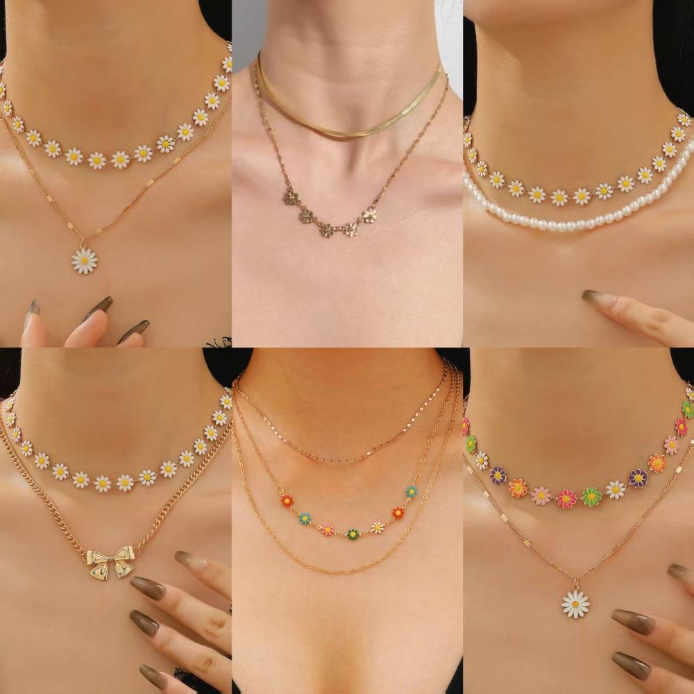 Cute Fashion Dopamine Colorful Little Daisy Flower Spliced Chain Double-layered Necklace for Women Bohemian Temperament Jewelry