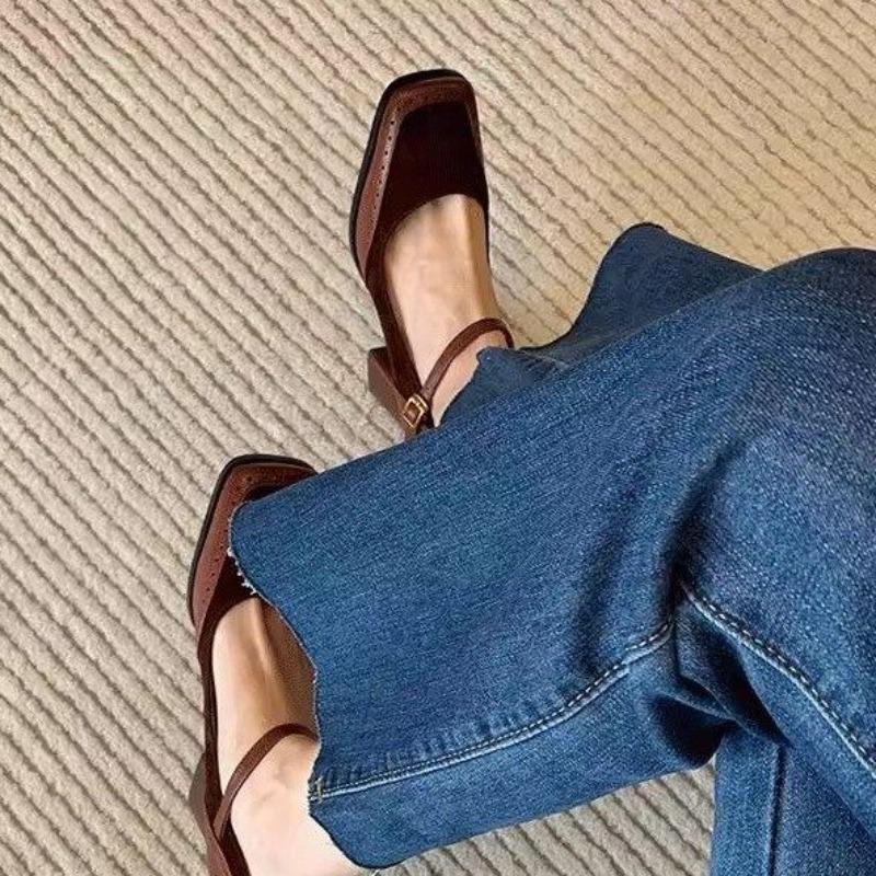 2025 New Fashion French Style Women's Black Square Toe Chunky Heel Thick Sole Buckle Slip-On Pumps Vintage Sandals for Ladies