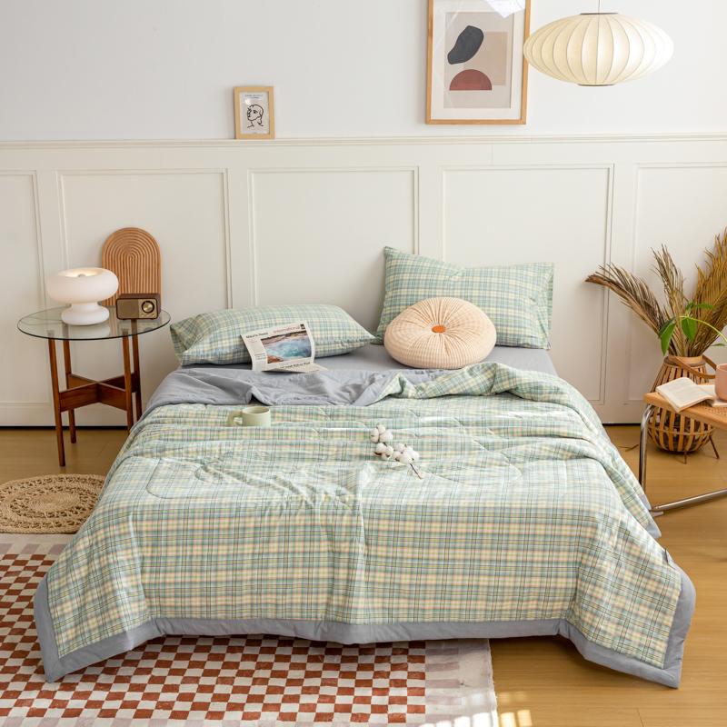 Simple Lines Summer Quilt Japanese Style Cotton Air Conditioning Quilt Luxury Soft Breathable Thin Blanket for Adults Kids