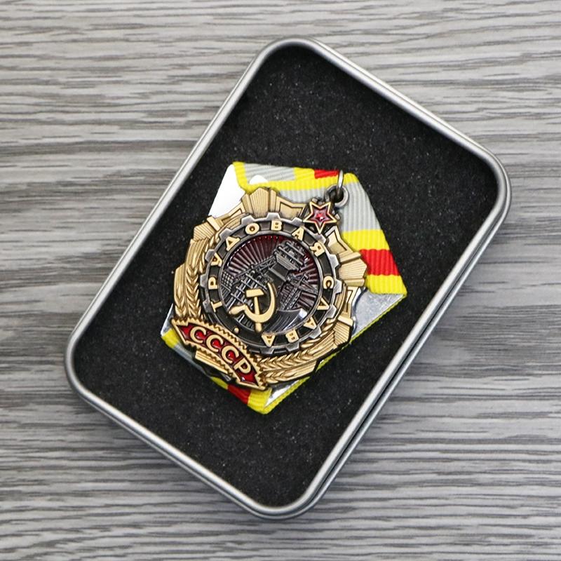 

Советский орден Трудовой Славы первой степени, второй степени, третьей степени, советская медаль, оригинальная гравированная военная коллекция вееров