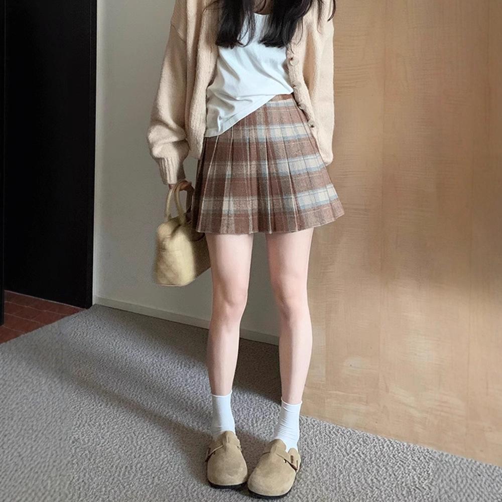 Červená plisovaná midi sukně áčkového střihu ze směsi vlny na jaro a podzim - Vysoký pas, novoroční styl