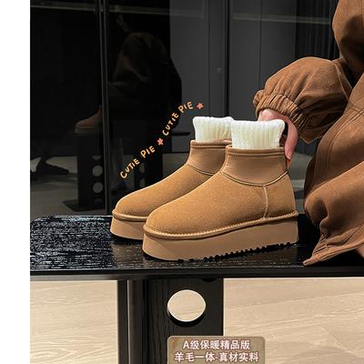 Miu Stivali da neve con zeppa spessa da donna 2025 inverno nuovi stivali in cotone imbottiti e ispessiti scarpe calde in cotone stivaletti corti