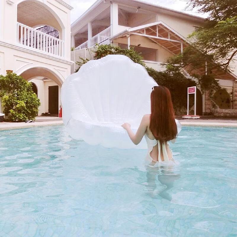 Giant Inflatable Scallop Shell Pool Float