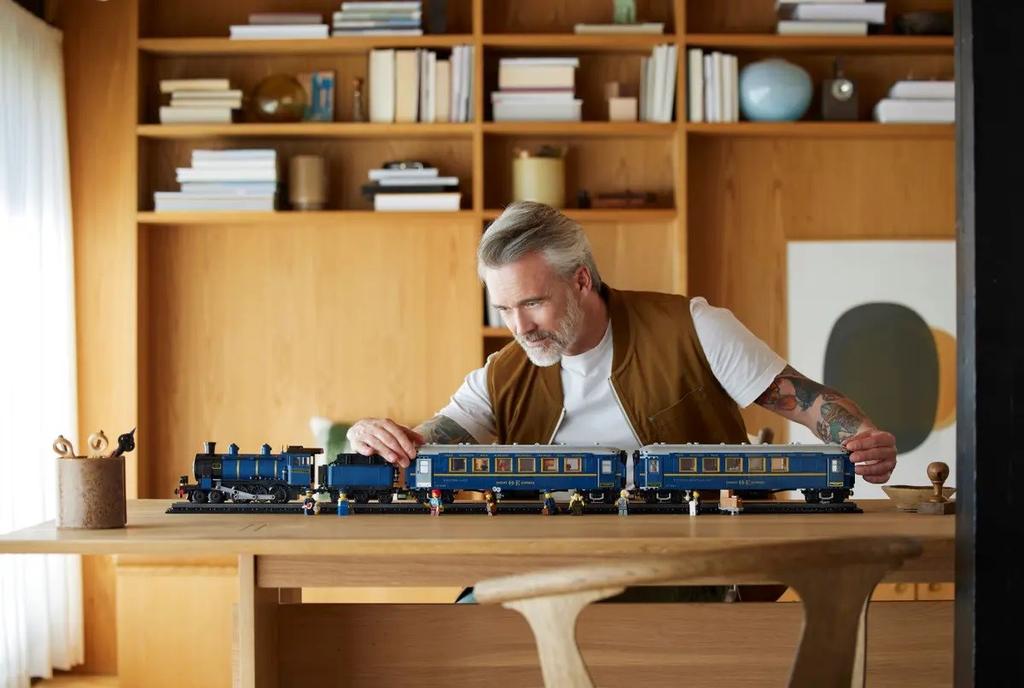 LEGO 21344 Ideas Orient Express Train