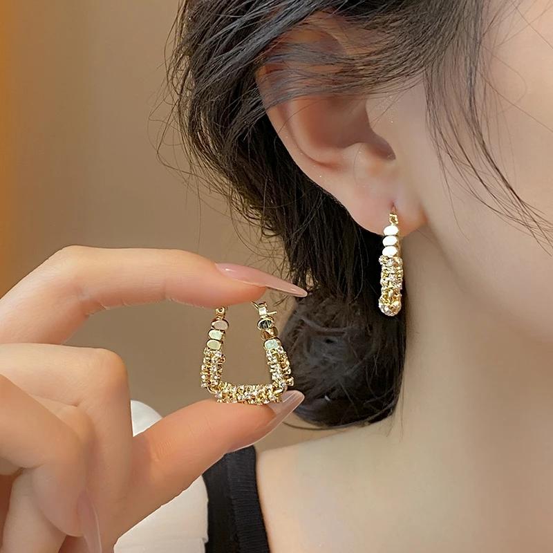 Rhinestone U-shaped Buckle Simple Fashion Woman's Earrings Korean Ins High-grade Hoop Earrings Wholesale Simple Accessories
