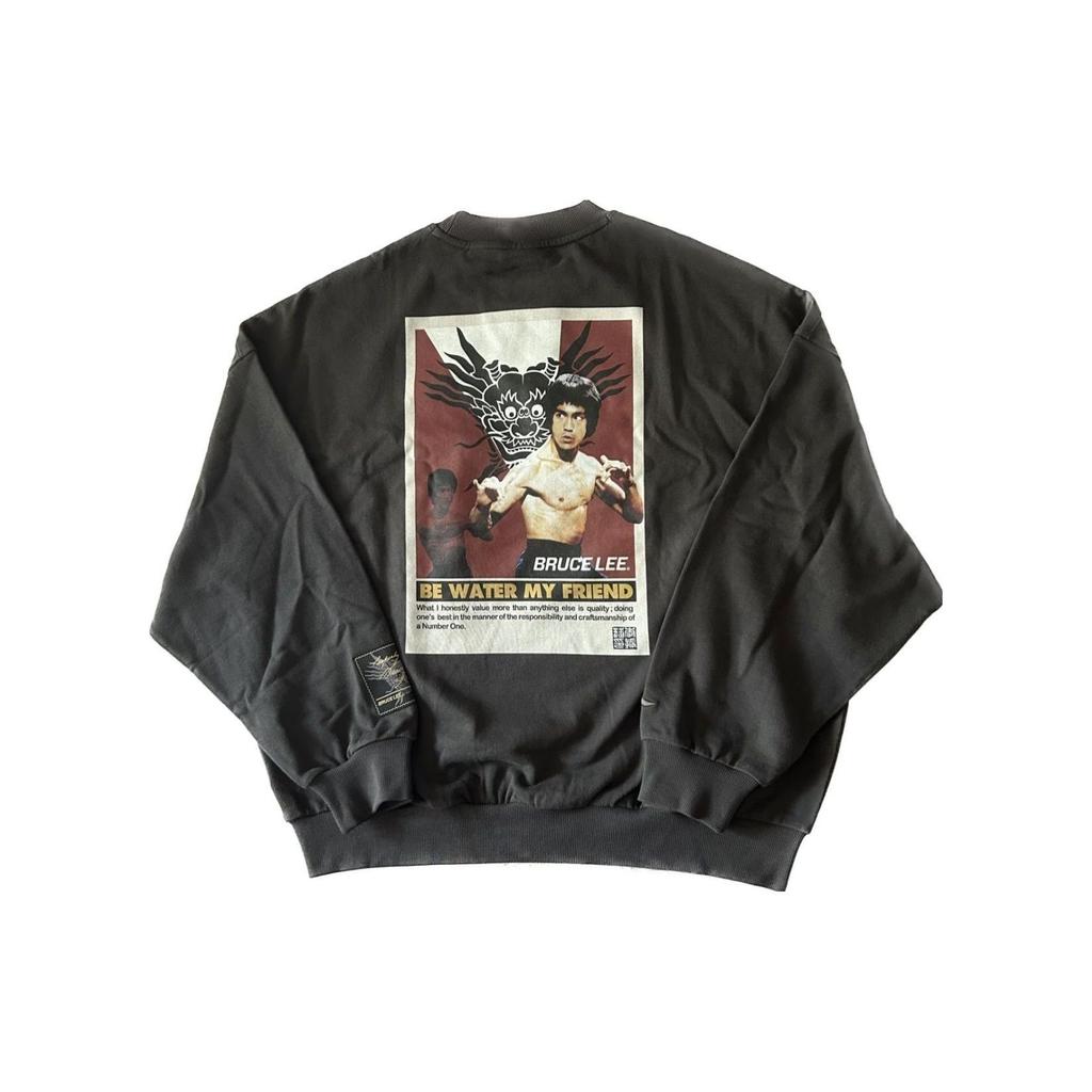 Li Ning X Bruce Lee Classic Action Print Round Neck Long Sleeve Sweatshirt Unisex Sweatshirt Gray AWDRF17-2