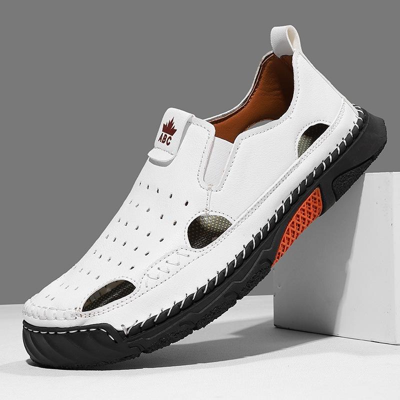New Handmade Summer Sandals Men Breathable Leather Shoes Man Outdoor Men Sandals Antiskid Beach Sandals Hollow Shoes Fashion