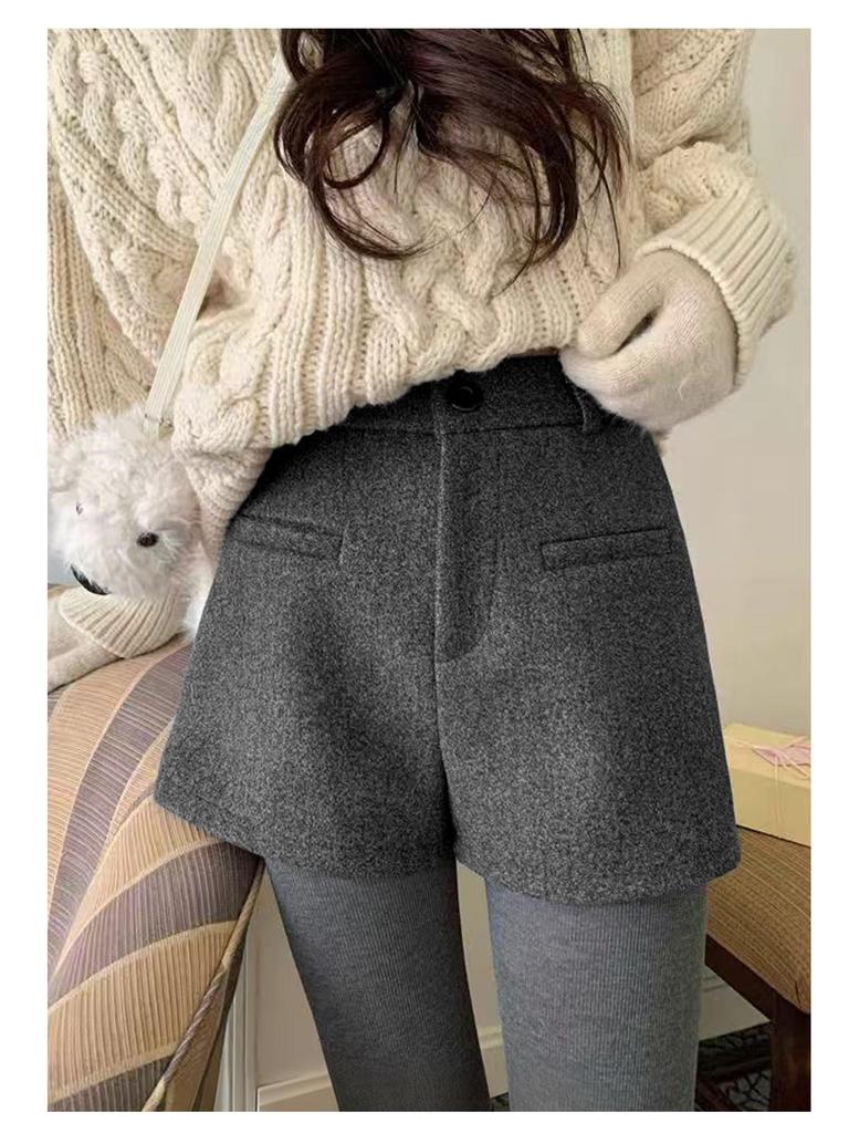 Black Woolen A-Line High Waist Korean Style Women's Bootcut Shorts for Autumn/Winter