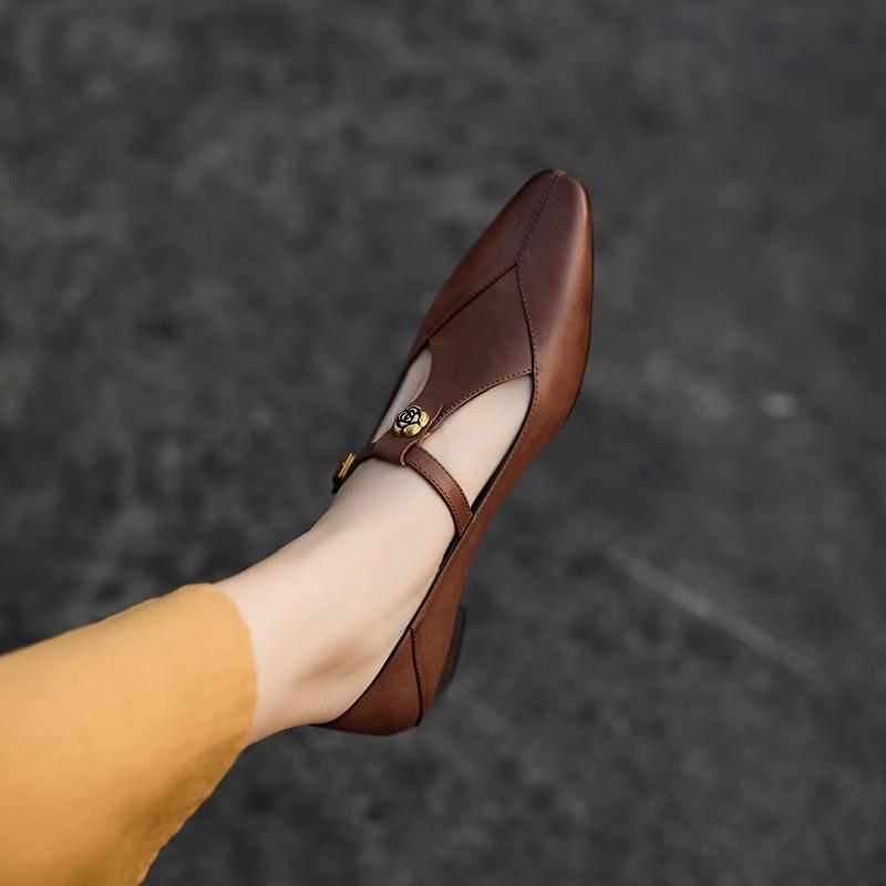 French Retro Camellia Mary Jane Women's Shoes Spring and Autumn Leather Brown T-word with Thick Heel Single Shoes Medium Heel Small Leather Shoes