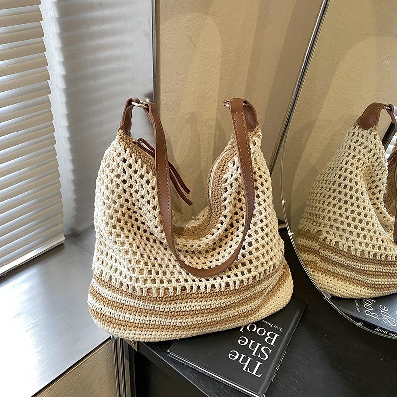 Hollow Woven Bag Women's Summer New Seaside Vacation Beach Bag Large Capacity Shoulder Messenger Tote Bag