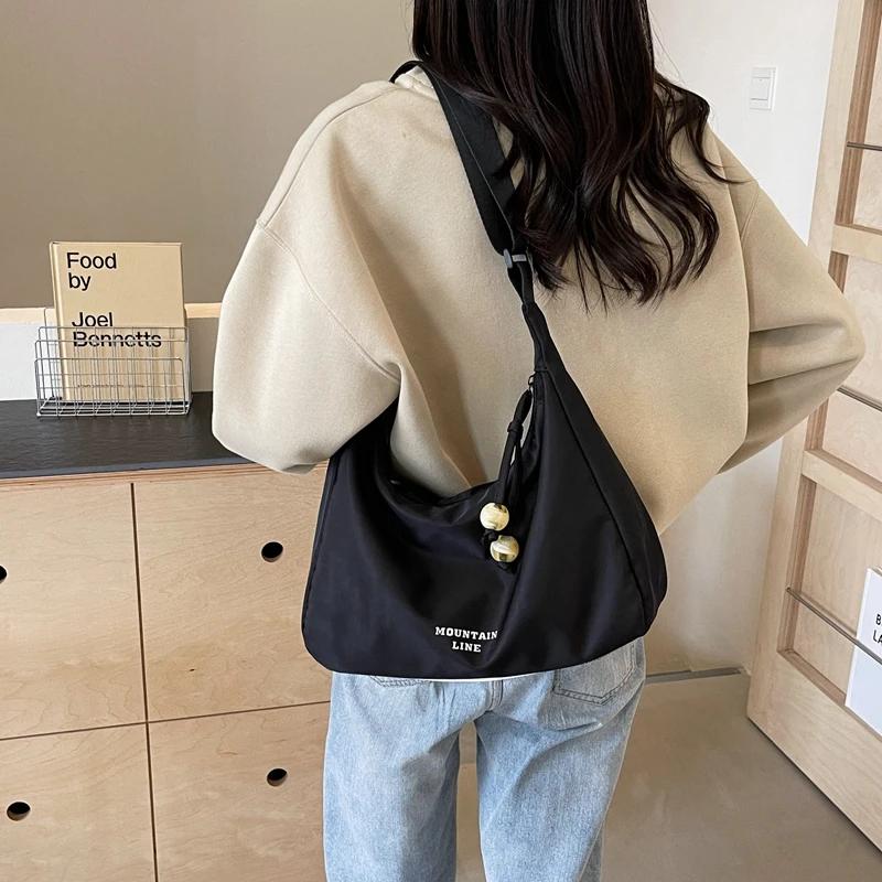 Women's Nylon Bag  Elegant and Versatile  Large Capacity  Casual Crossbody Bag  Premium Shoulder Bag