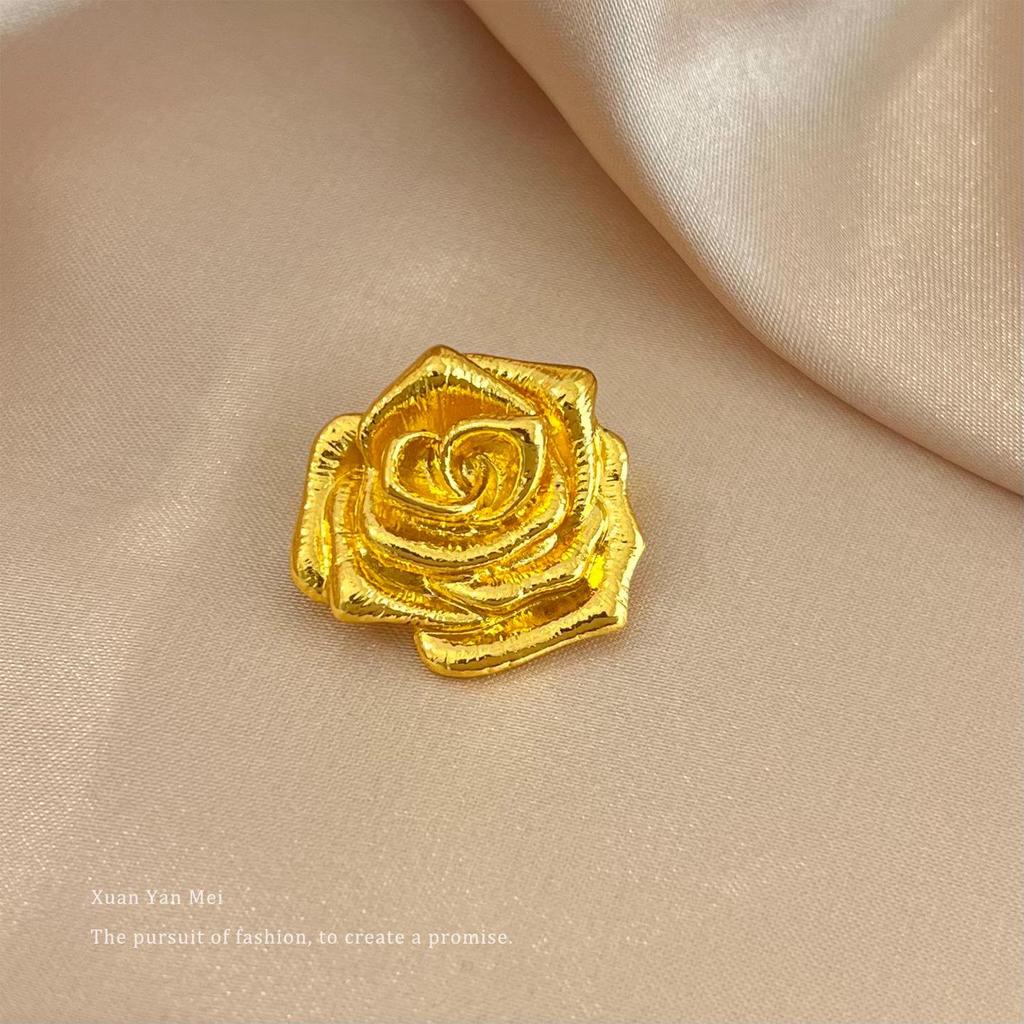 Exquisite Schmetterlings- & Rosen-Kamelien-Brosche - Elegante Blumencorsage für Damenanzugmäntel