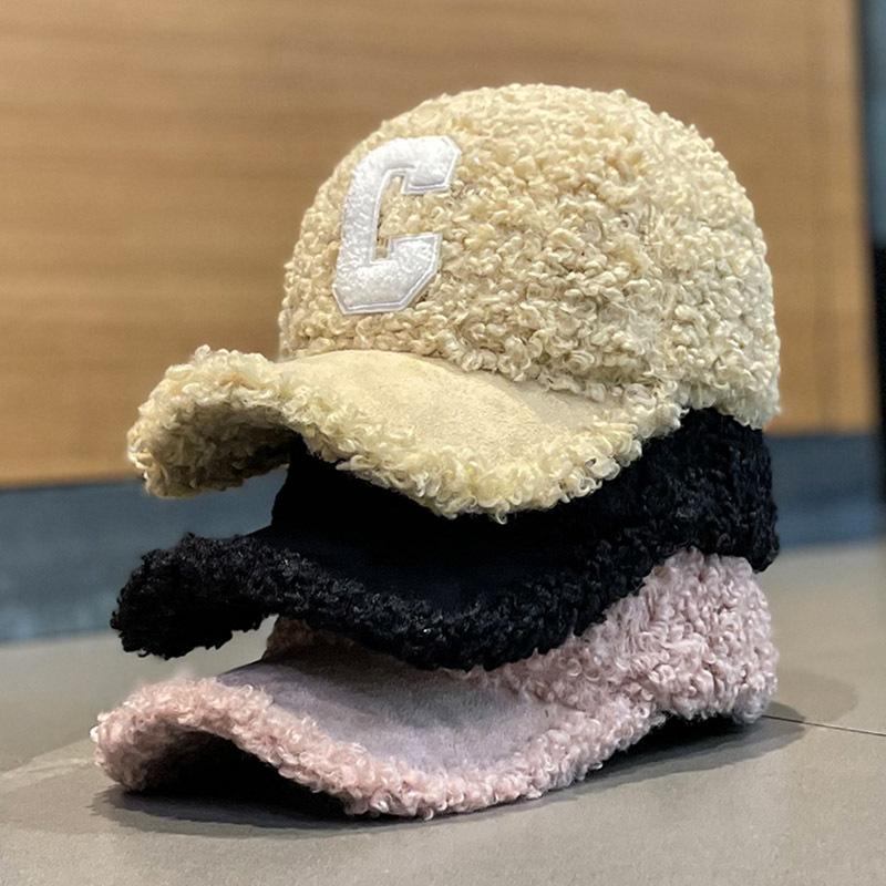 Hat female ins lamb wool C letter cap autumn and winter versatile fashion Internet celebrity baseball cap tide