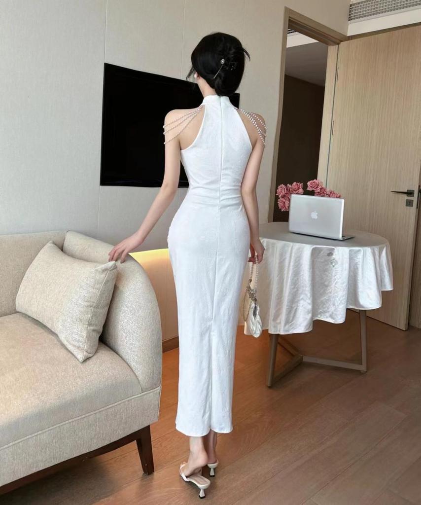 Elegant Off-Shoulder Qipao Evening Gown with Pearl Chain Accents