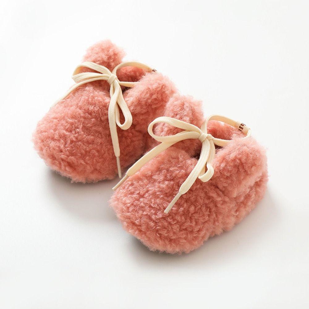 Chaussons en coton doux pour nouveau-né, bottillons de berceau en polaire d'agneau, chaussures de marche mignonnes pour bébé, hiver