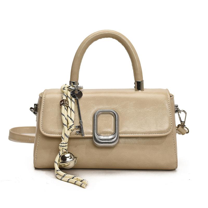 High-end Niche Design Bag Women's 2025 New Spring and Summer Versatile Fashion Shoulder Messenger Bag Portable Small Square Bag