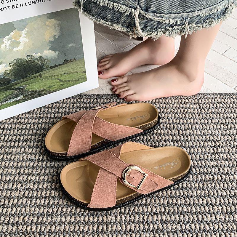 Fashion and versatile casual flat heel single shoes breathable outer wear one-word buckle slippers women's 2025 summer and autumn new comfortable home