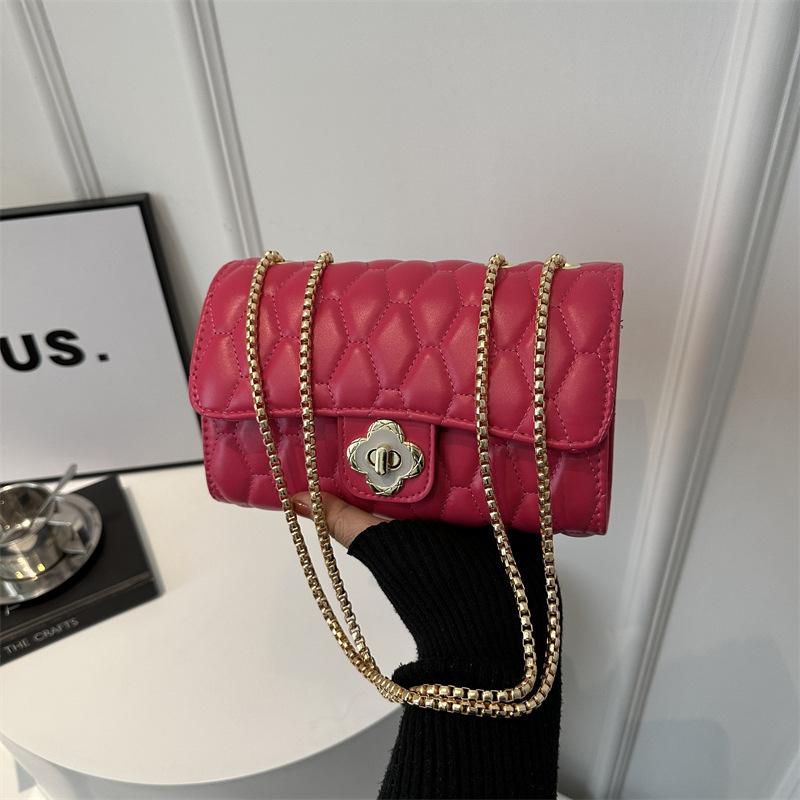 

Жіноча сумка на замку в іноземному стилі, нова проста сумка через плече 2024 року, модна повсякденна сумка на ланцюжку з діамантом троянди рожеві кольору