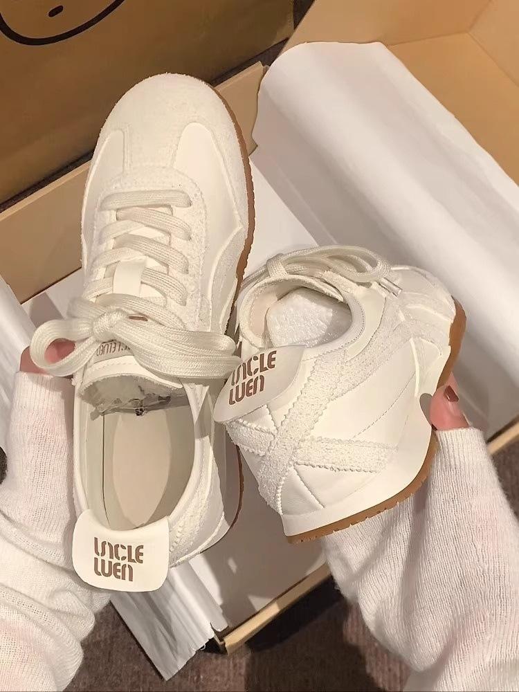 

Новая женская обувь-бестселлер: Повседневная спортивная обувь на плоской подошве с мягкой подошвой 40 бежевый