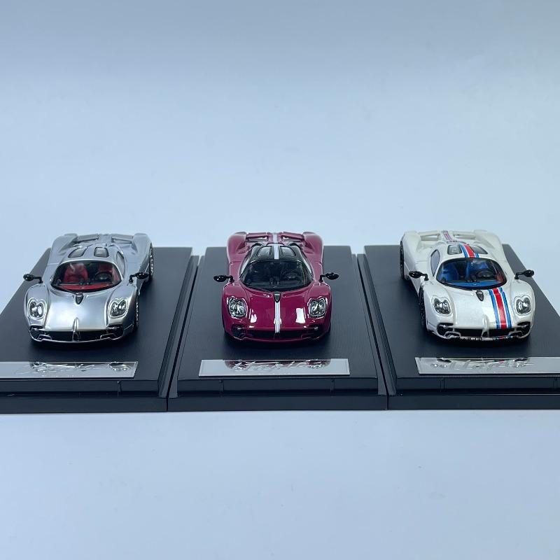 Hone Model 1/64 Pagani Utopia In Stock with An Engine Alloy Motor Vehicle Toy Die-casting Metal Model Collection Boy Gifts