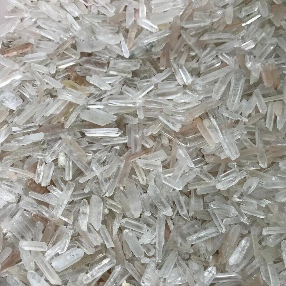 100% 100 g/torba Doğal Temizle Kuvars Şifa Kristal Noktası Değnek Enerji Taş Ham Kaya Mineral Örneği Ev Dekor