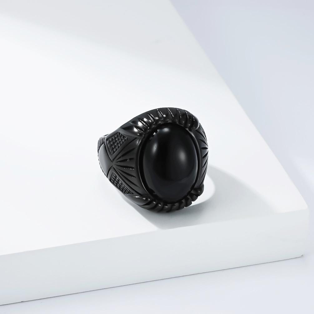 European and American Retro Black Gemstone Ring Men's Niche Personality American Locomotive Tough Guy Style Wear Accessories