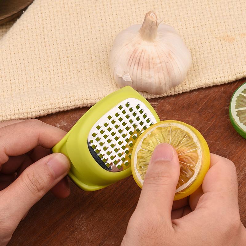 1pc Kitchen Utensils Plastic Handle Stainless Steel Ginger Grater Kitchen Cheese Tool Garlic Press Multifunctional Grater