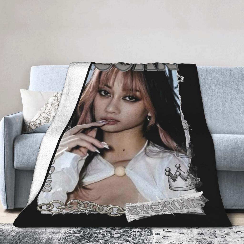 KATSEYE Megan Kpop Y2K Group Blankets Flannel Spring Autumn Breathable Lightweight Throw Blanket for Bed Couch Plush Thin Quilt