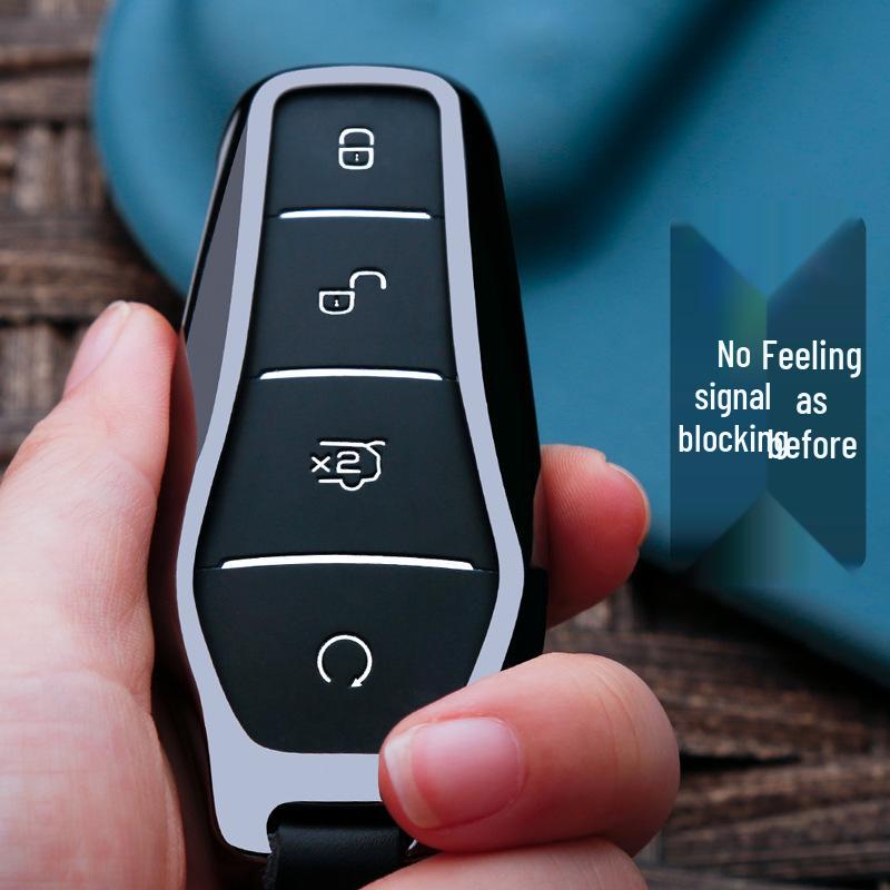 BYD Key Cover: Compatible with Qin Plus DMI, Dolphin, e2, Yuan, Qin Plus DMIE6, e3 - Metal Key Shell with Buckle.