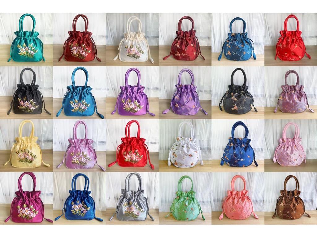 Versatile Handbag: Groceries, Phone & Coin Purse for Women