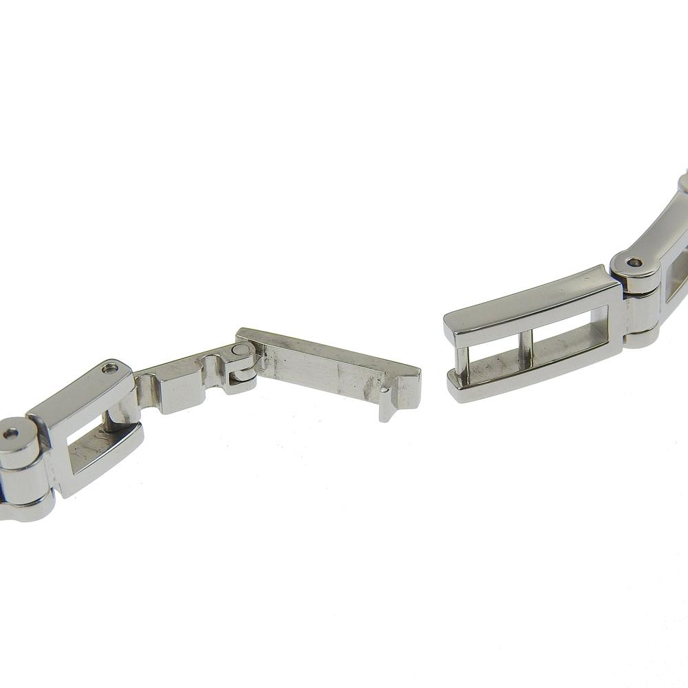 Gucci Armbanduhren 3900L schwarzes Zifferblatt Edelstahl Quarz Analoganzeige Damen Gebraucht