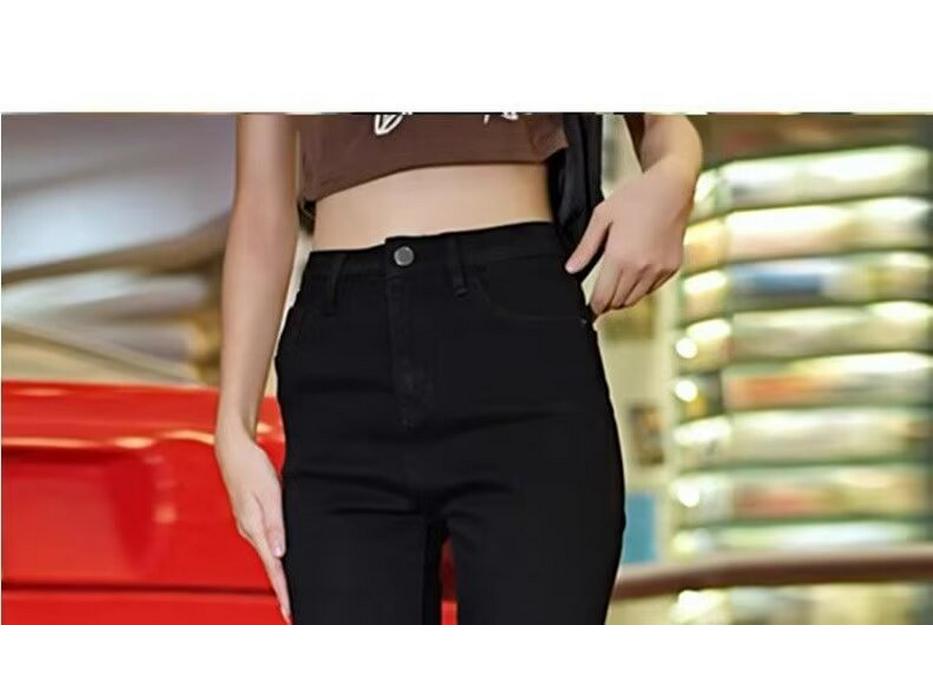 2025 Spring/Summer Women's Black Cigarette Straight-Leg Jeans - Slim Nine-Point Style