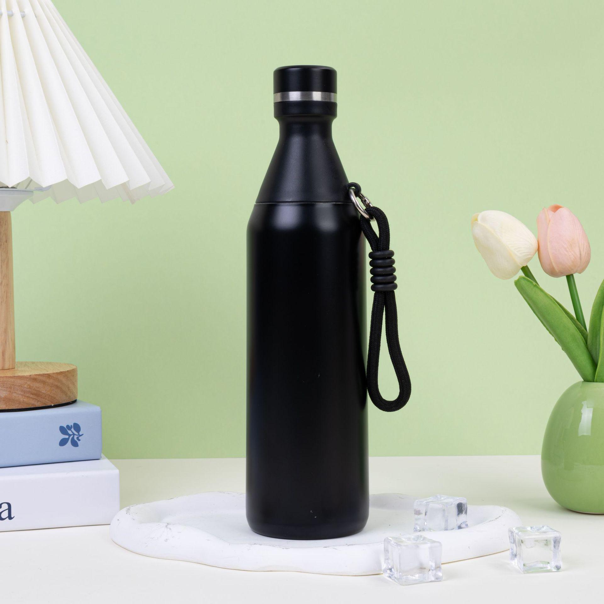 

Insulated Stainless Steel Sports Water Bottle - American Style, Portable, for Outdoor Cycling & Mountaineering 500ml