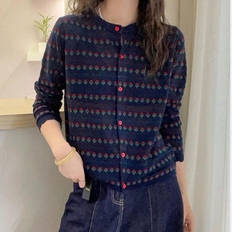 2025 early autumn Korean new retro jacquard crew neck knitted cardigan women s casual fashion flower sweater jacket women one size fits all