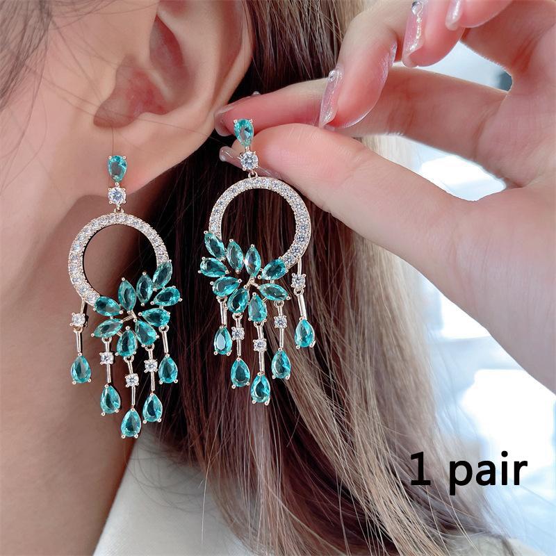 

Сережки Тенденція 2024 Темперамент Богемний ретро-стиль Сережки Приплив Перебільшена атмосфера Важка індустрія Сережки Квітка з китицею Сережки-краплі води 1 pair синій