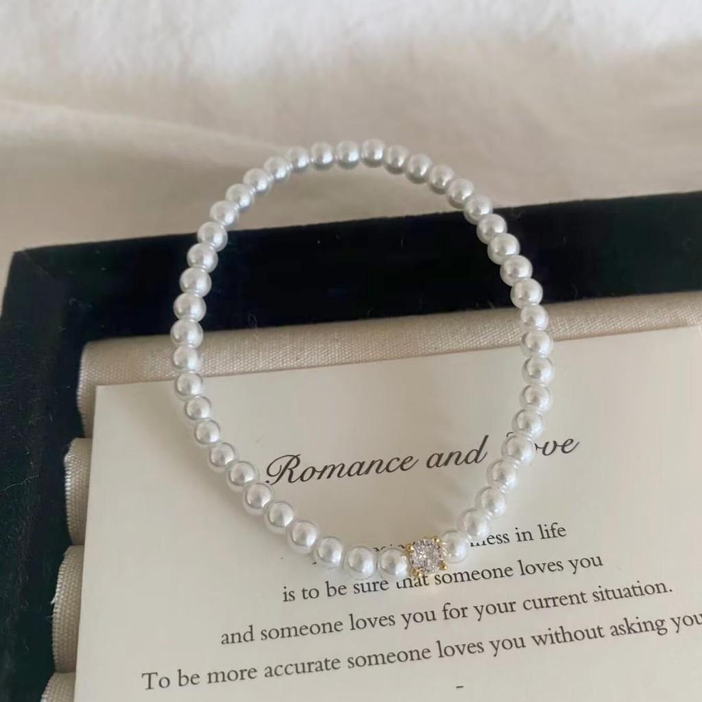 Exquisite French Zircon Pearl Bracelet for Women - Luxurious, Simple, Fashionable, and Versatile Design