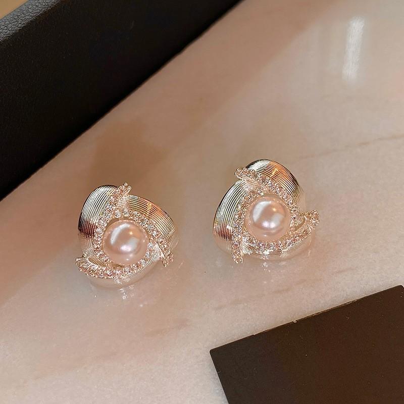 Zircon Geometric Pearl Stud Earrings Autumn and Winter Retro Elegant Earrings Temperament Earrings Women