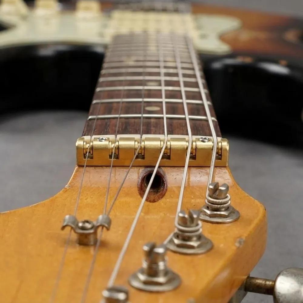 Adjustable brass thresholds for 6-string guitar with instrument for better build stability