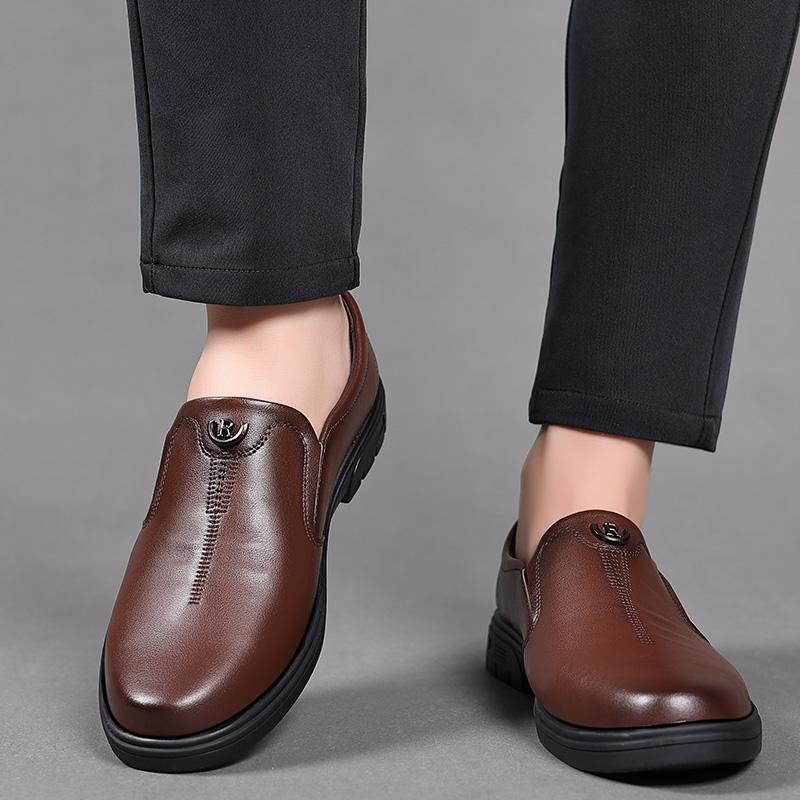Fashion Outdoor Men Casual Fashion Shoes Comfortable Leather Fashion Flats Men Handmade Mens All-match Loafers New Men Business Footwear