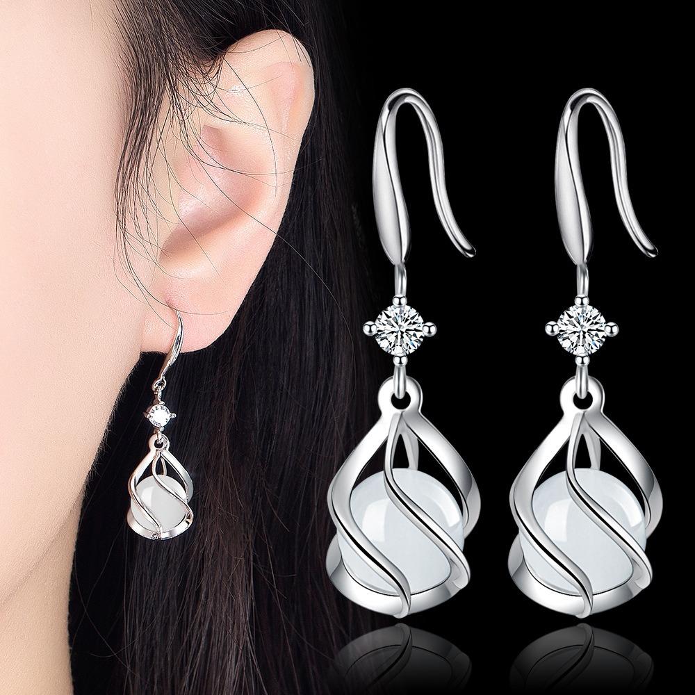Retro Cat -eye Stone Earrings Girls Medium Long Earrings Personalized Gift Creative Earrings