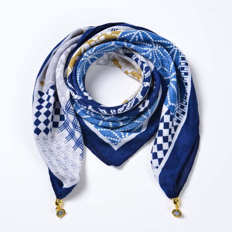 Hot-selling women's autumn and winter warm magnetic triangle neck protection scarf four seasons versatile velvet decorative scarf